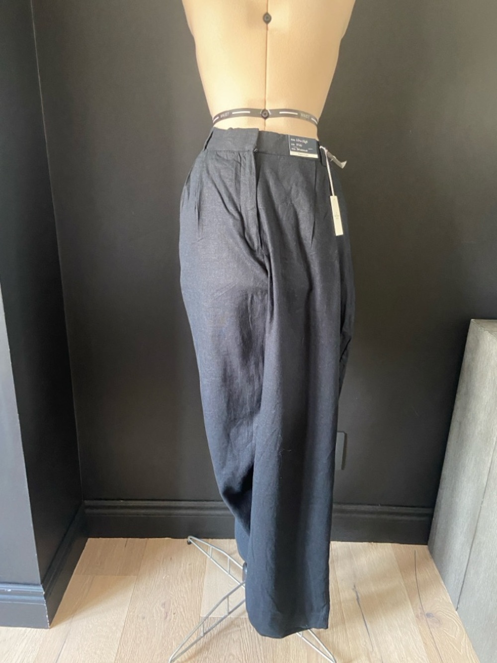 A&F Sloan Wide Leg High-Waist linen Pants
